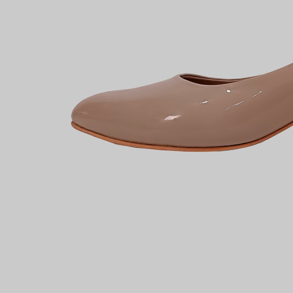 Regina 50 - beige charol