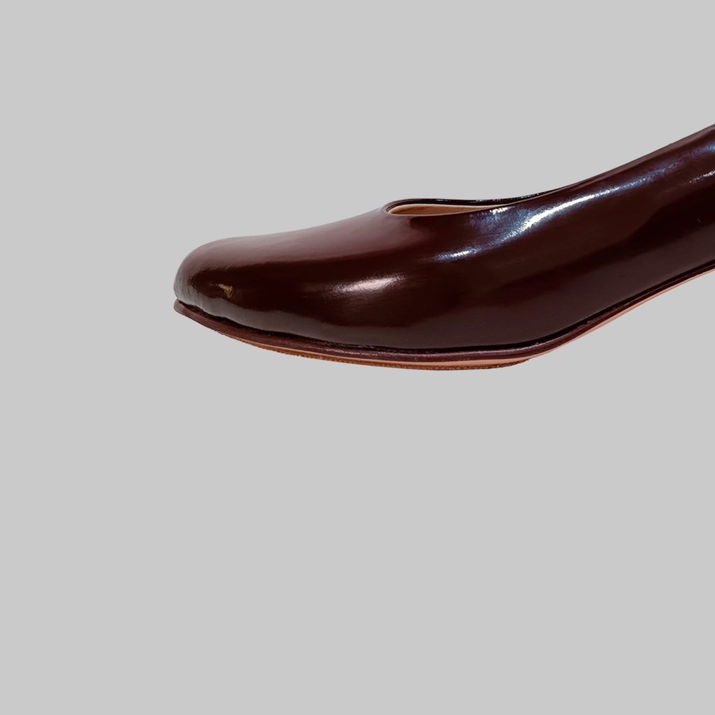 Romina -marron charol