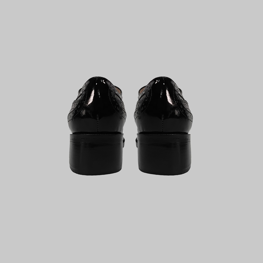 Claudia - negro charol